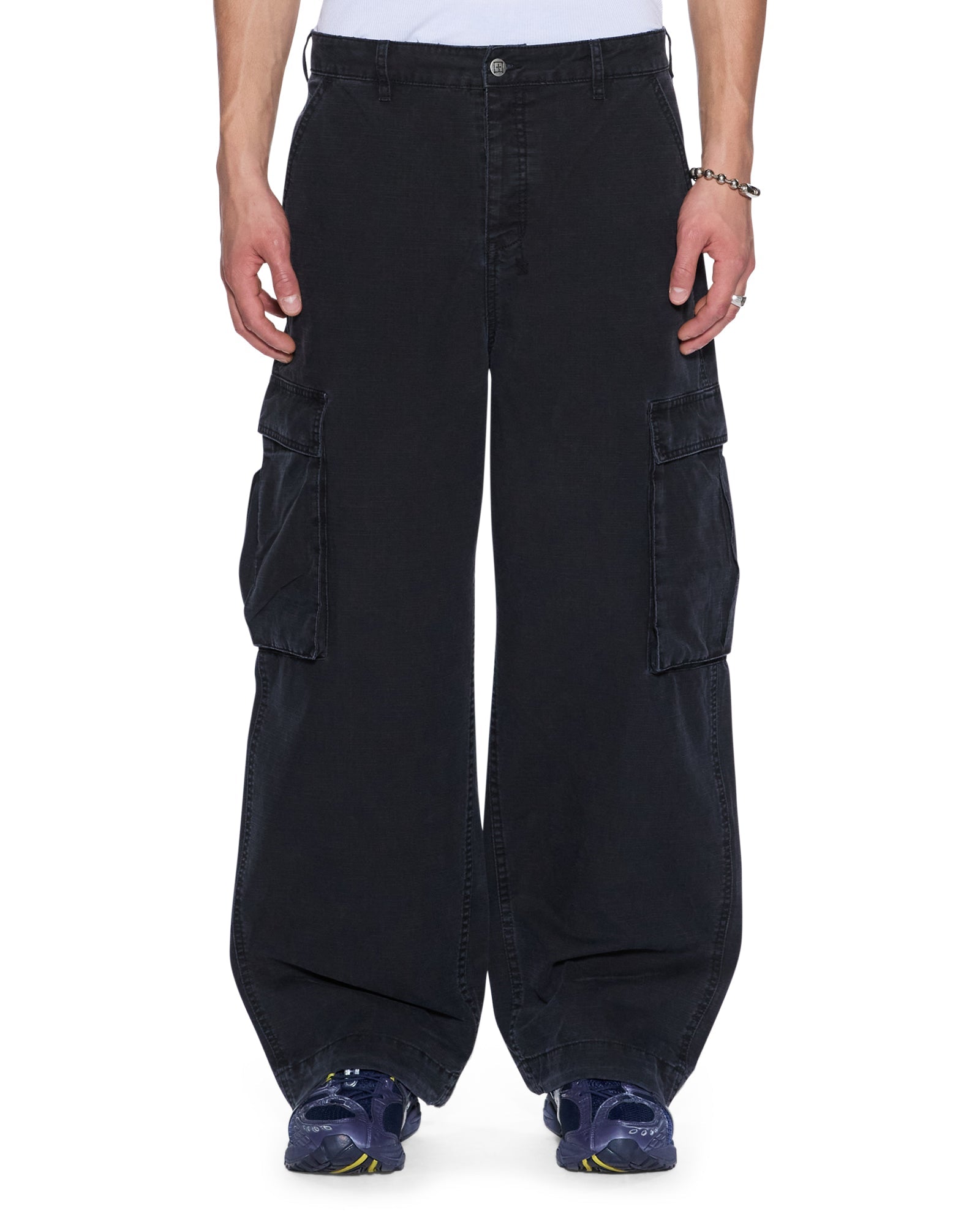 MAXX FUGITIVE CARGO WORN BLACK