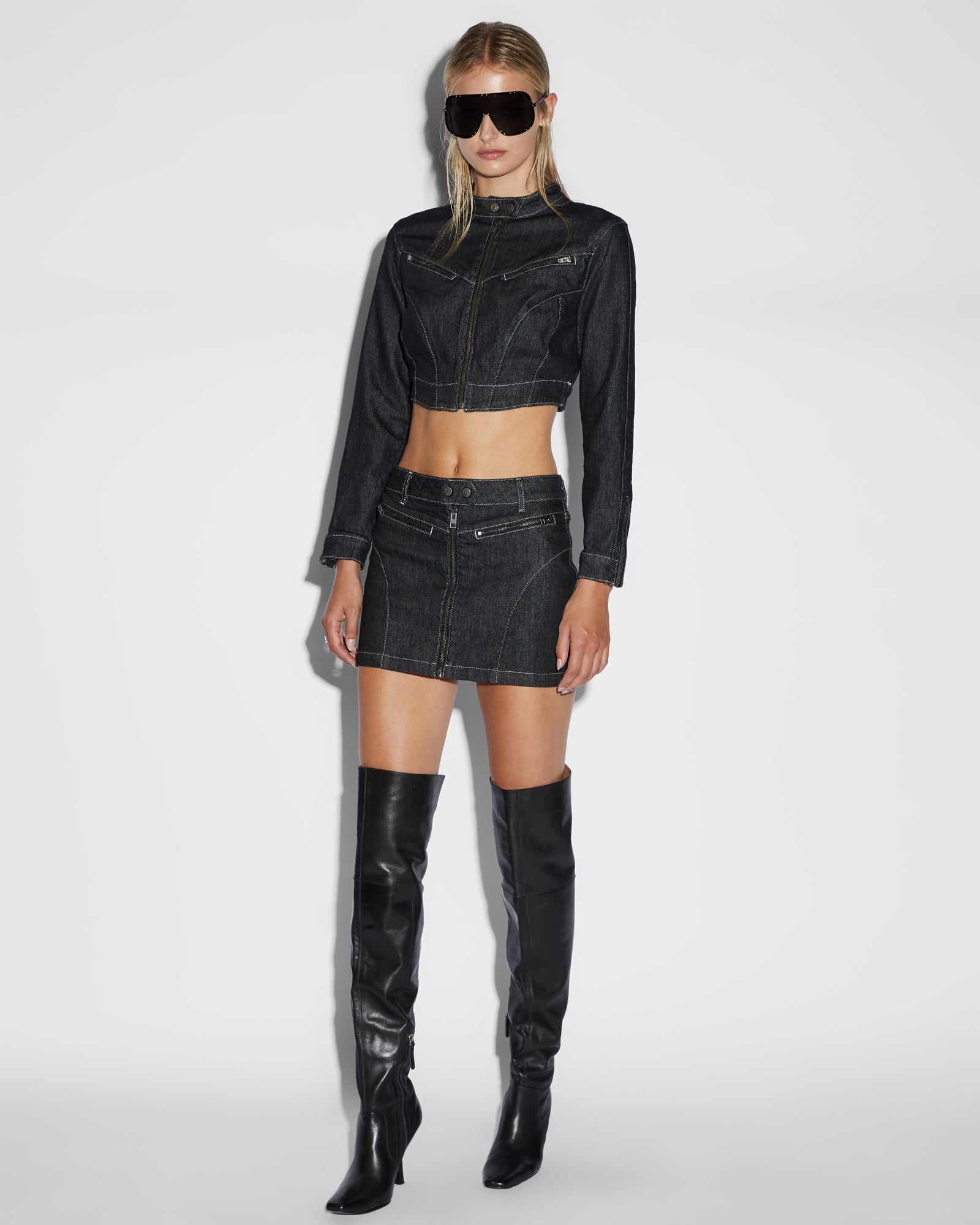 WOMENS PARADIGM SKIRT MIDNIGHT SLIM SKIRTS