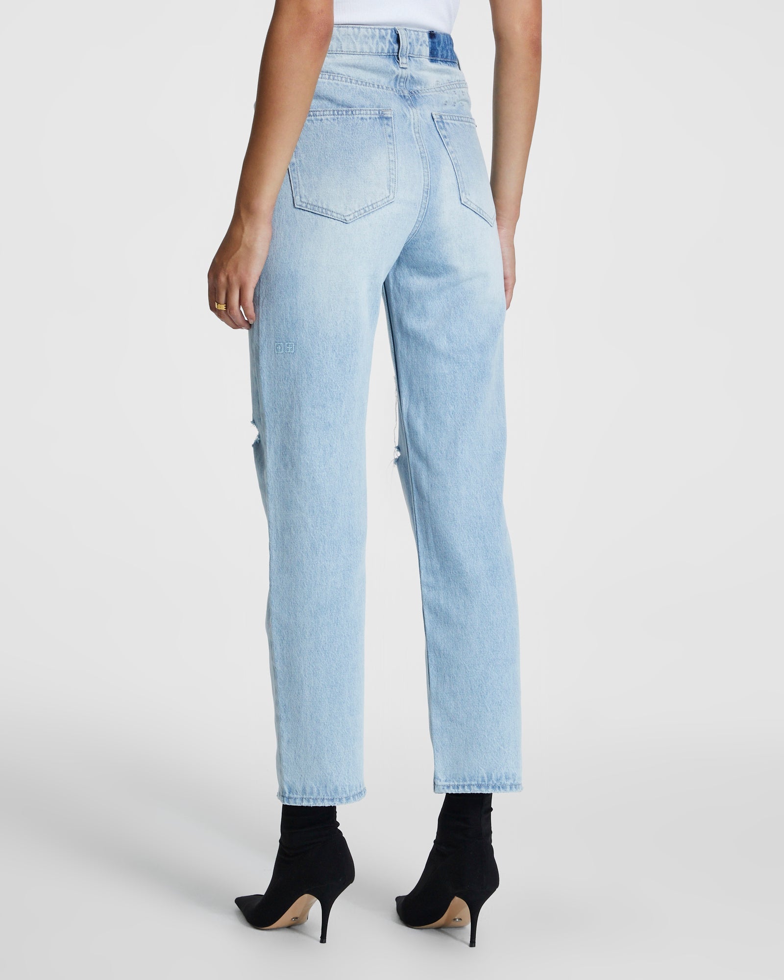 WOMENS  BROOKLYN JEAN SENSE SLICED STRAIGHT DENIM JEANS