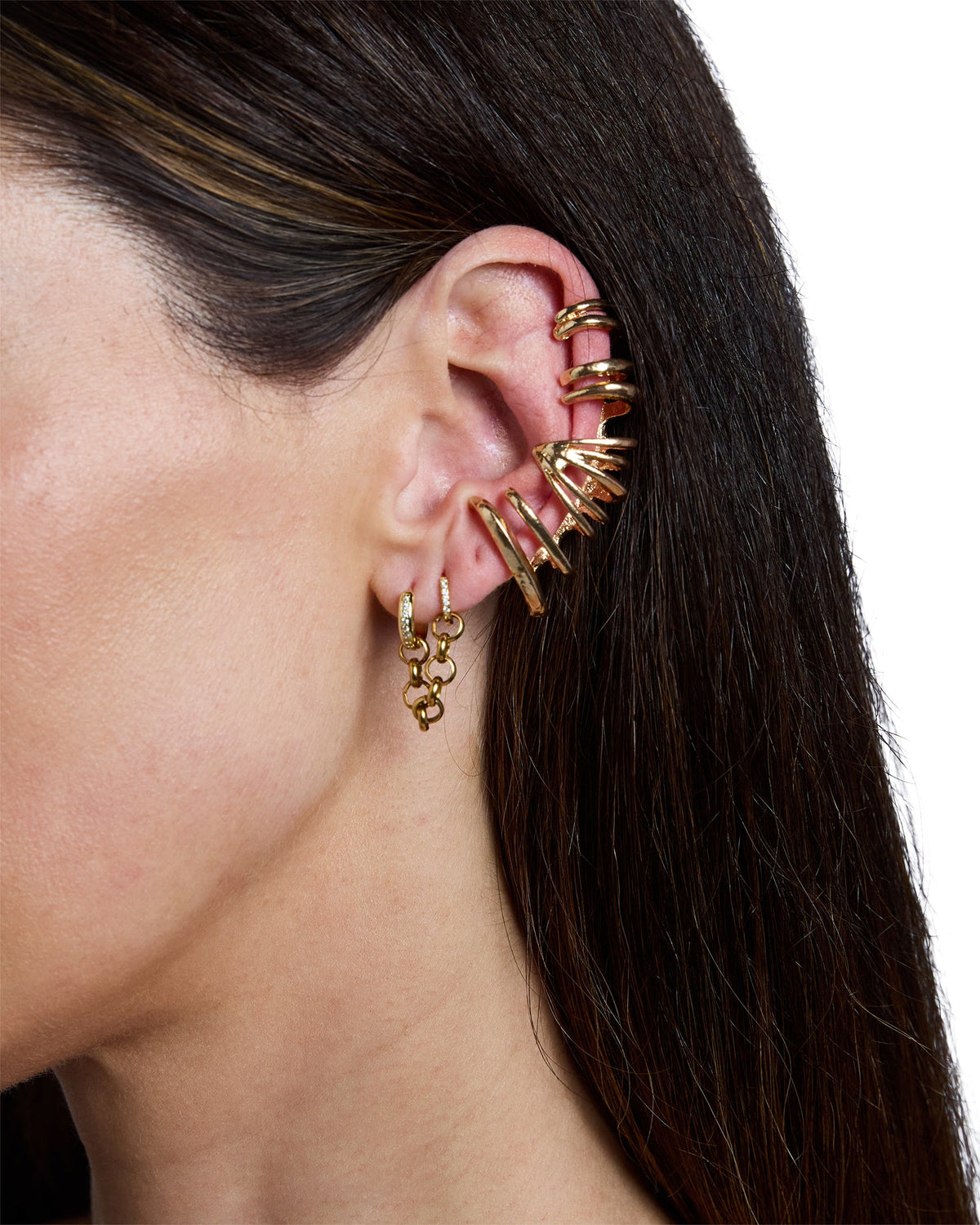 KRYSTAL CHAINLINK HUGGIE EARINGS GOLD JEWELLERY