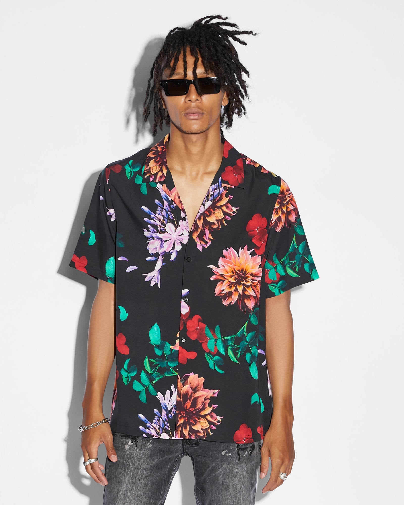 MENS  FLOWA RESORT SS SHIRT MULTI REGULAR SHIRTS